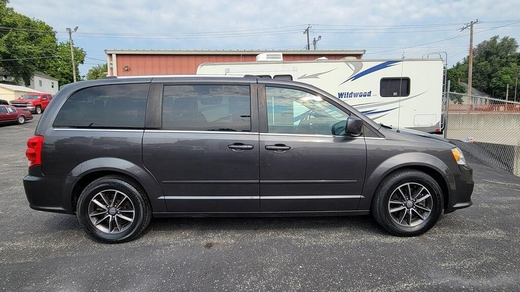 2017 DODGE Grand Caravan