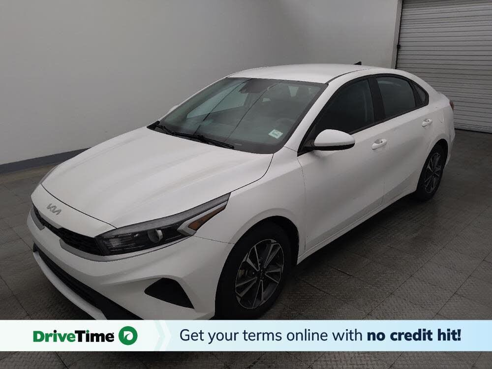 2023 KIA Forte