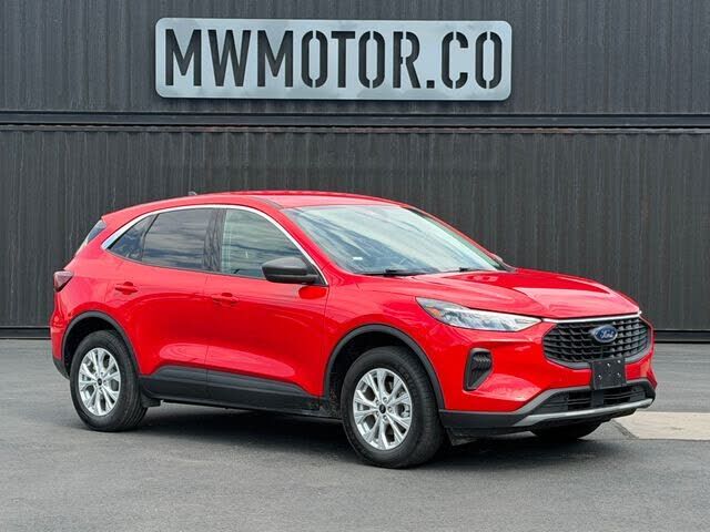 2024 FORD Escape