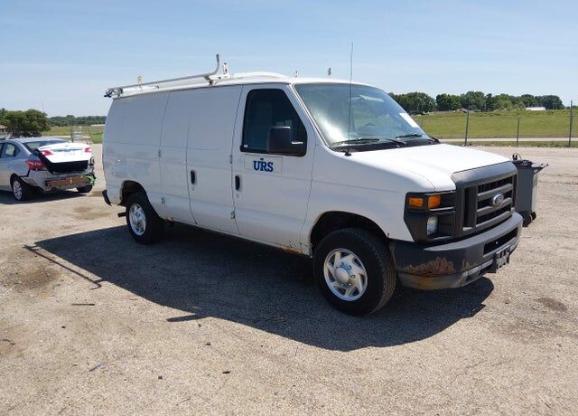 2011 FORD E-150