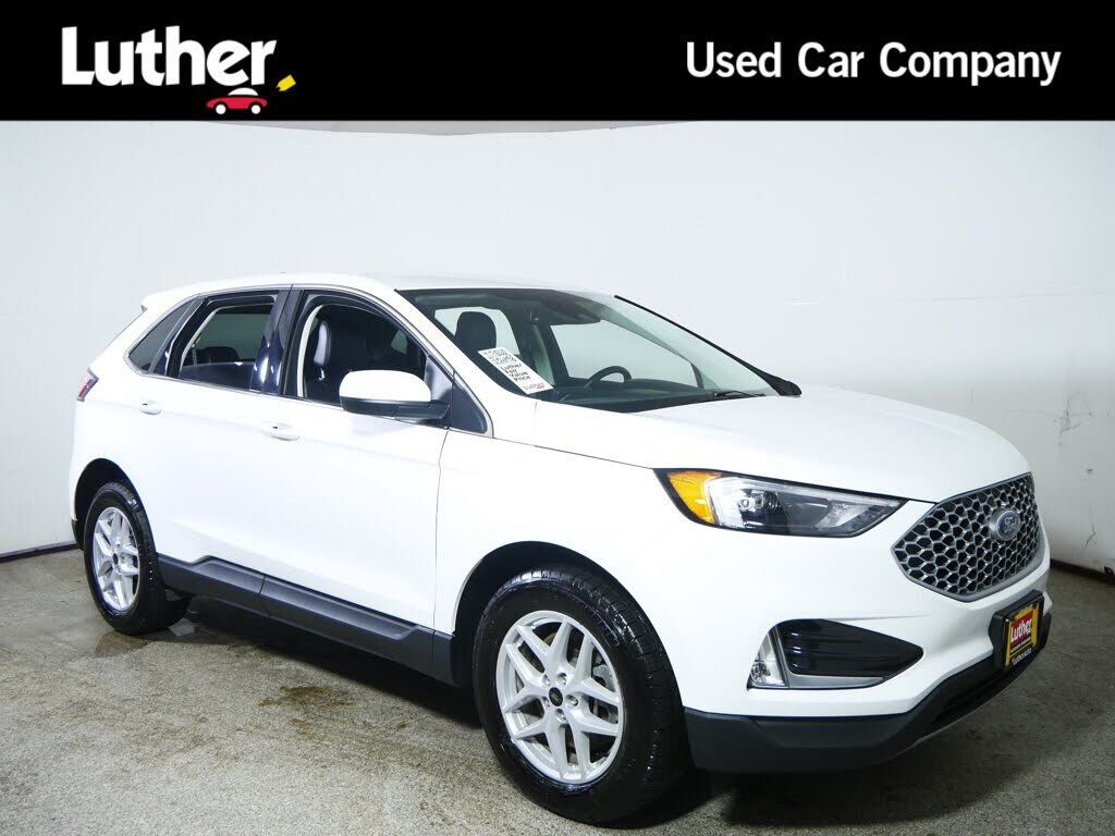 2024 FORD Edge