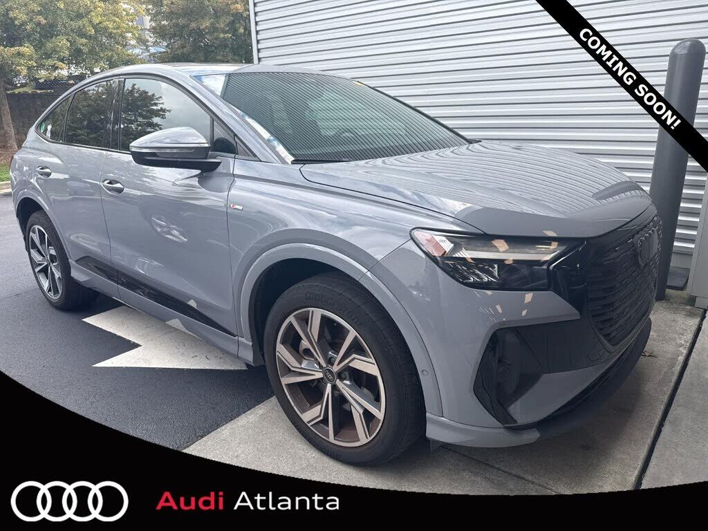 2023 AUDI Q4