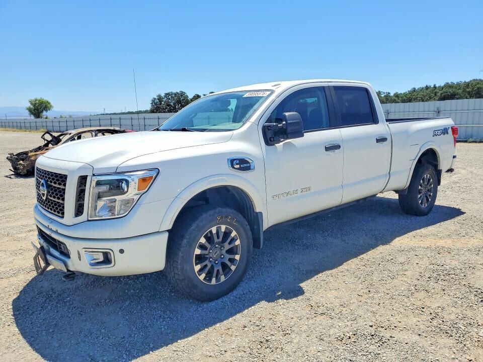 2019 NISSAN Titan