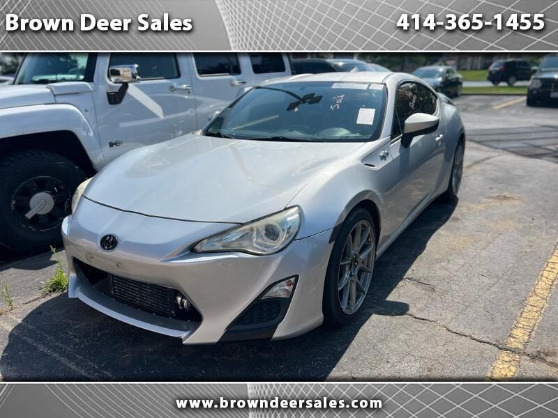 2014 TOYOTA Scion