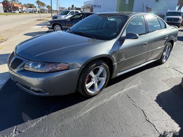 2004 PONTIAC Bonneville