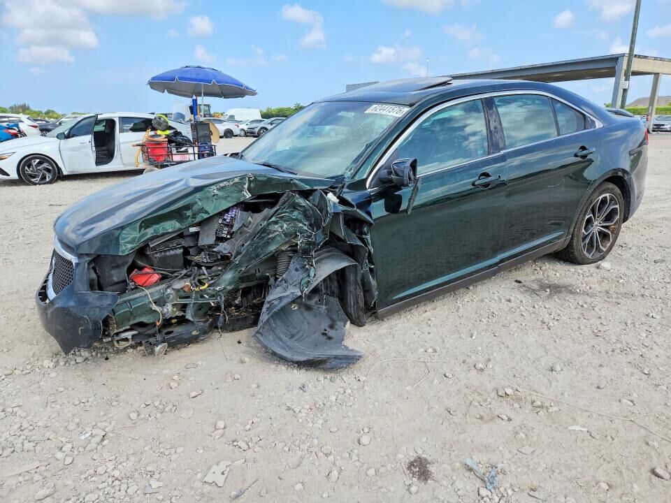 2013 FORD Taurus