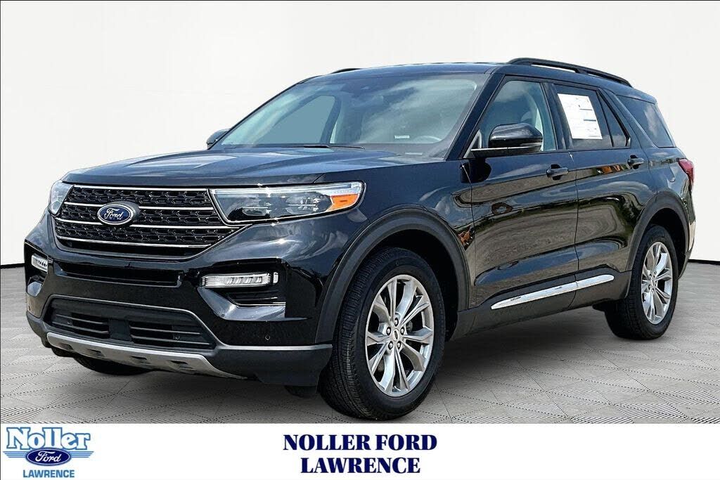 2024 FORD Explorer