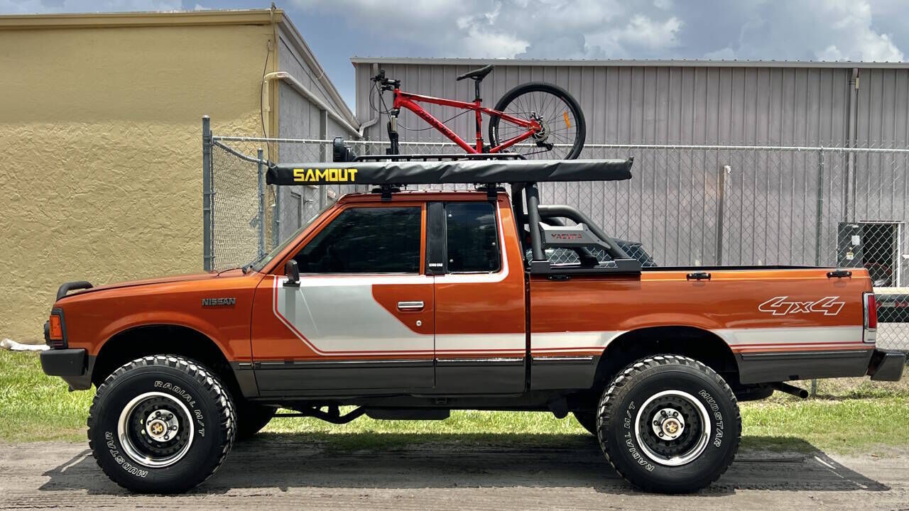 1985 NISSAN Pickup