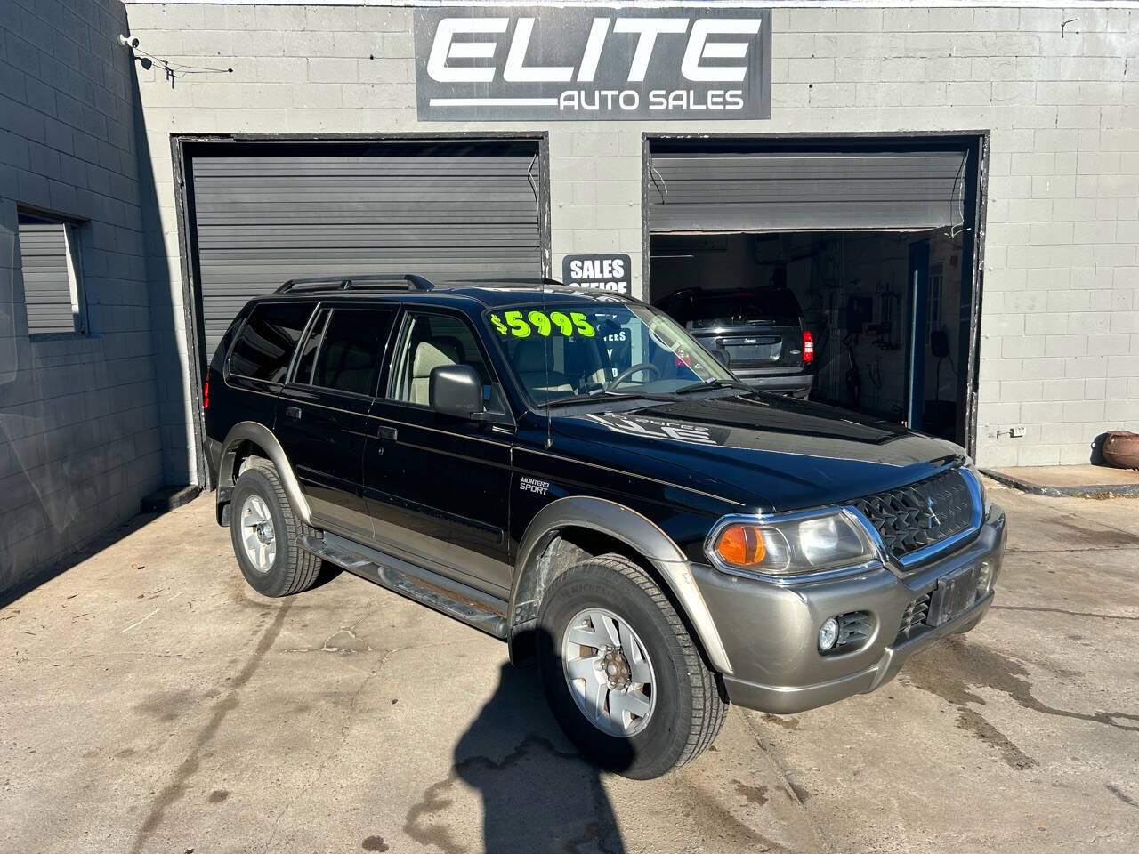 2003 MITSUBISHI Montero Sport