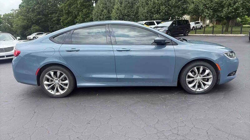 2015 CHRYSLER 200