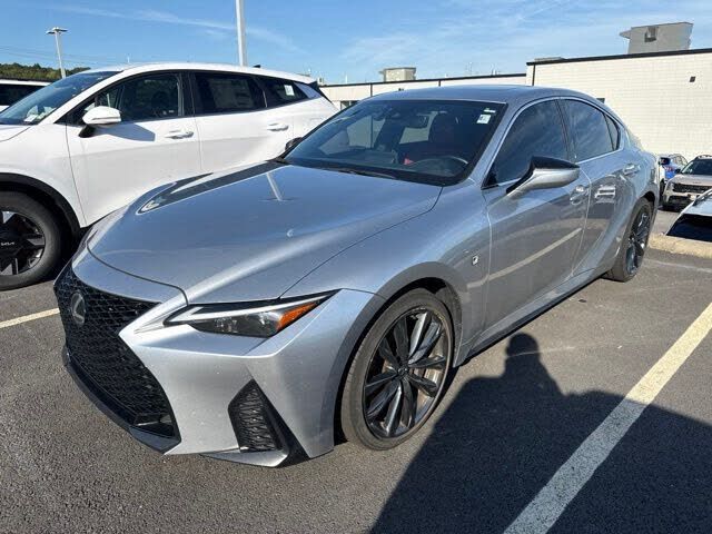2023 LEXUS IS