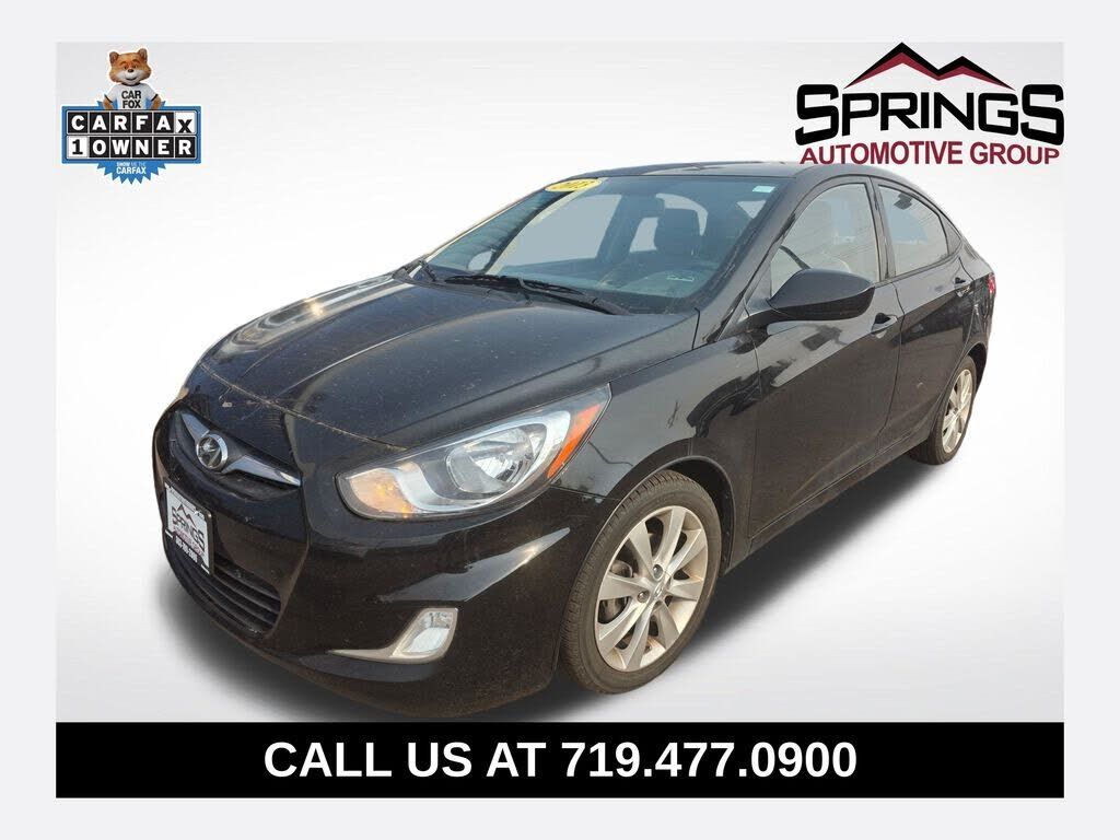 2013 HYUNDAI Accent