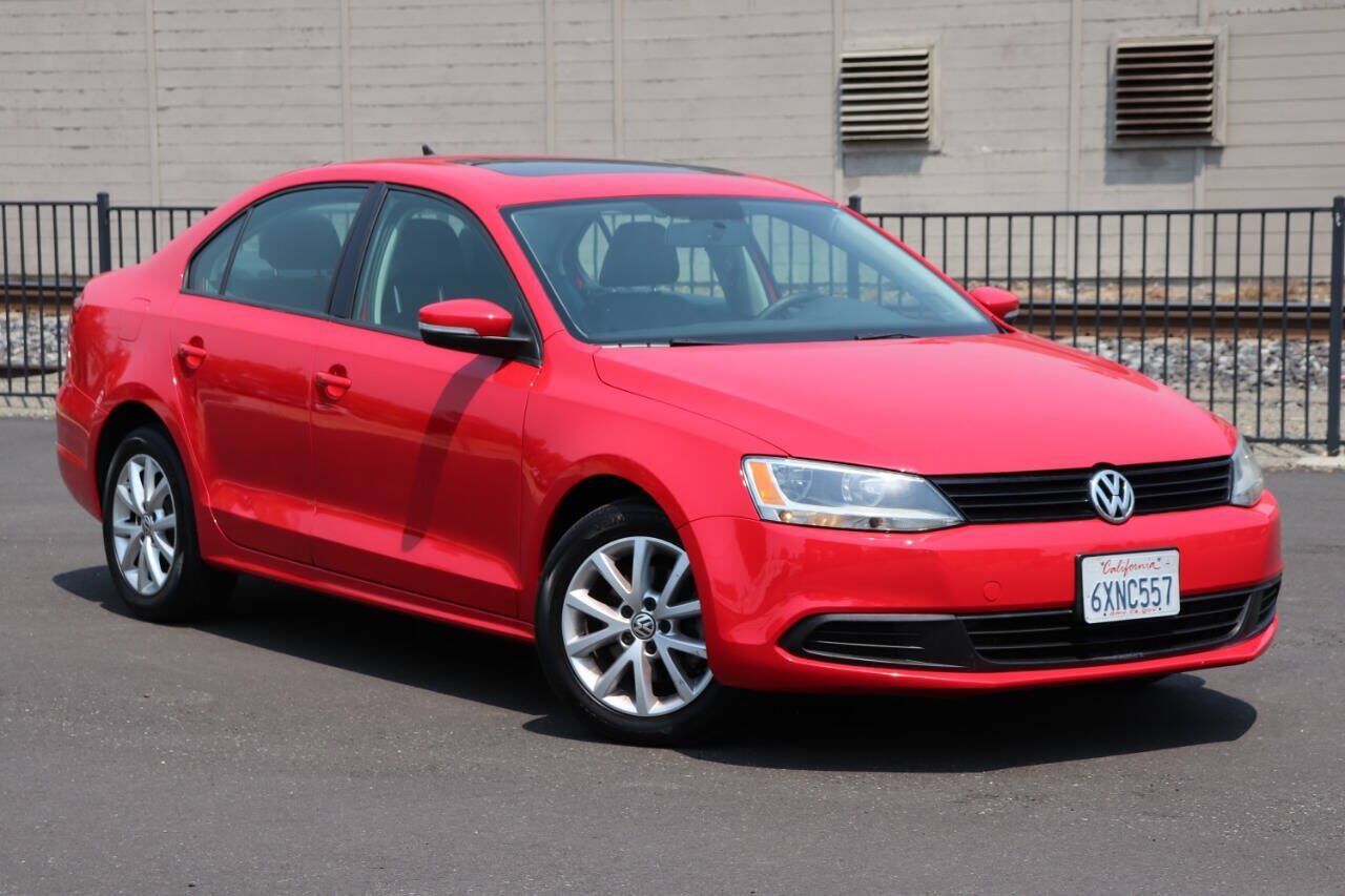 2012 VOLKSWAGEN Jetta