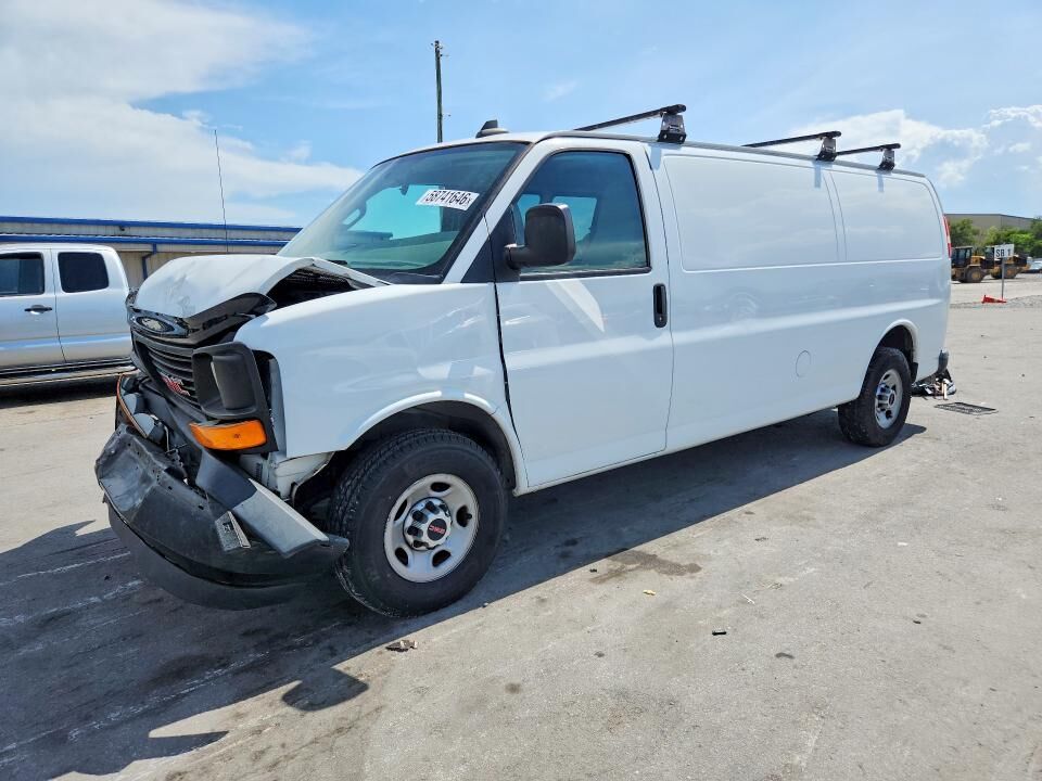2017 GMC Savana