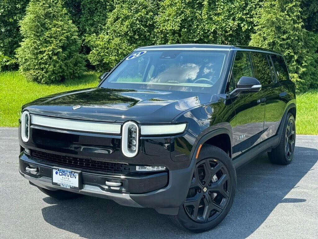 2024 RIVIAN R1S