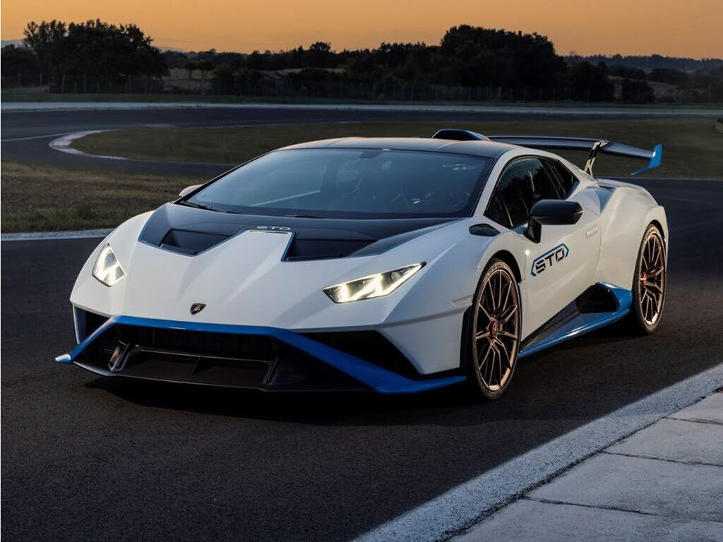 2023 LAMBORGHINI Huracan STO