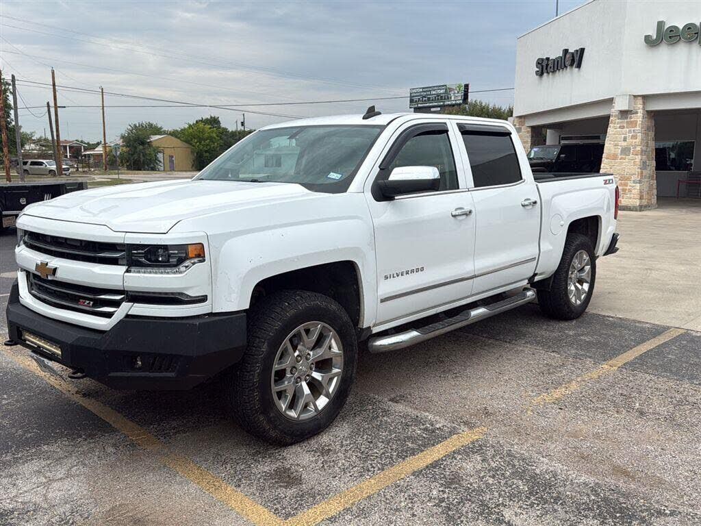 2017 CHEVROLET Silverado