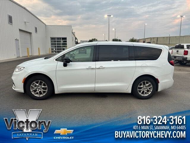2024 CHRYSLER Pacifica