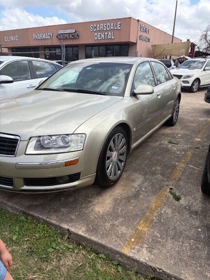 2005 AUDI A8