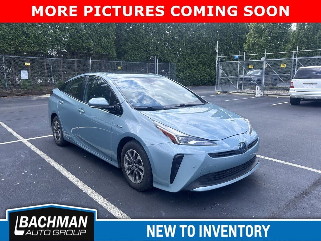 2019 TOYOTA PRIUS