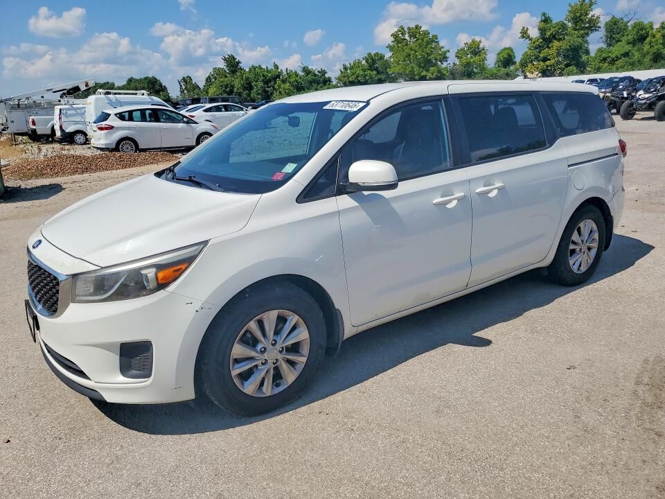 2016 KIA Sedona