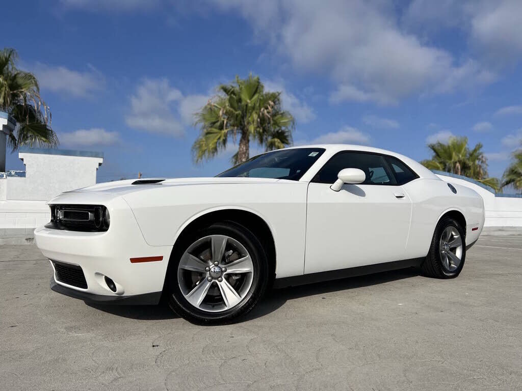 2015 DODGE Challenger