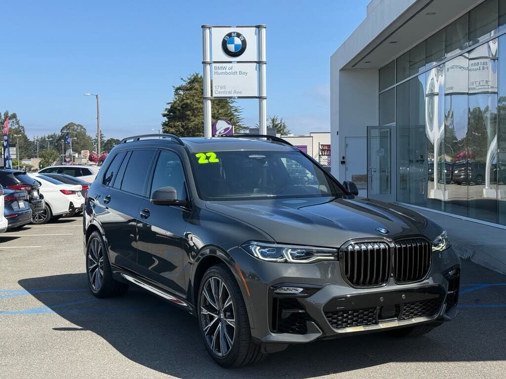 2022 BMW X7