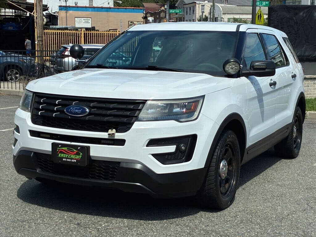 2017 FORD Explorer