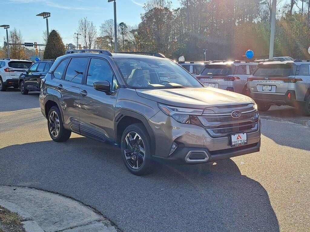 2025 SUBARU Forester