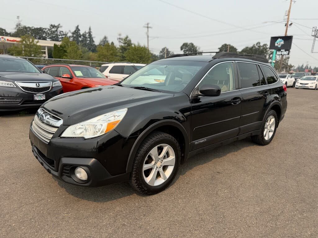 2014 SUBARU Outback