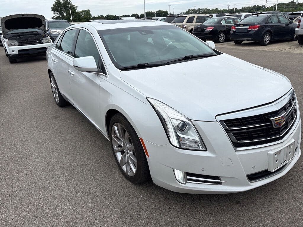 2017 CADILLAC XTS