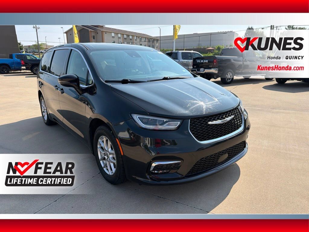 2024 CHRYSLER Pacifica
