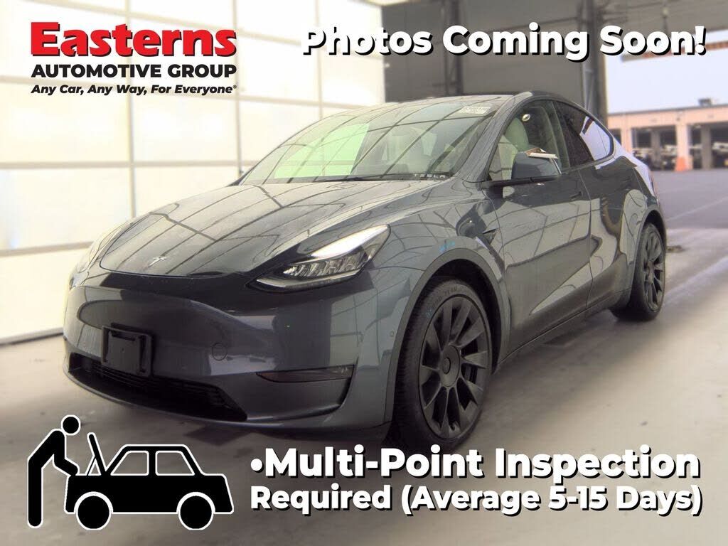 2022 TESLA Model Y