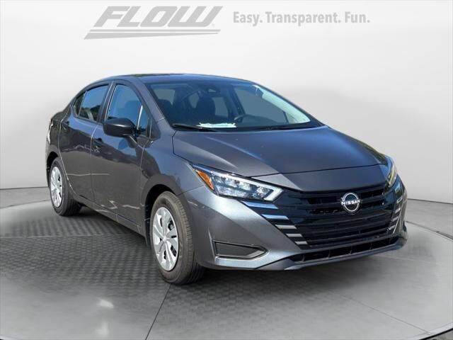 2025 NISSAN Versa