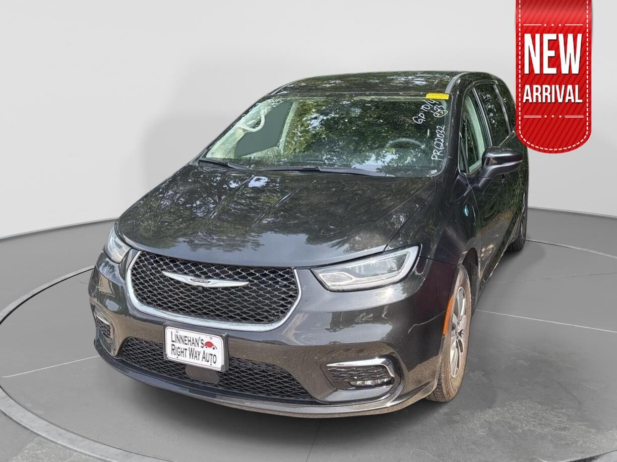 2023 CHRYSLER Pacifica