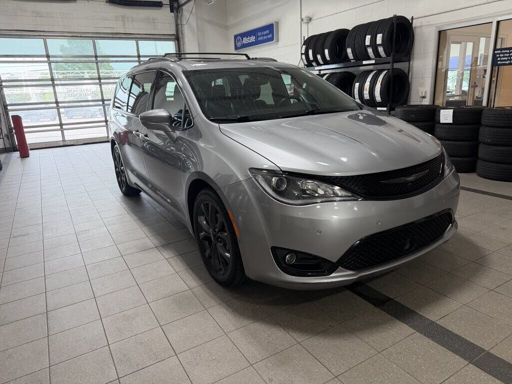 2018 CHRYSLER Pacifica