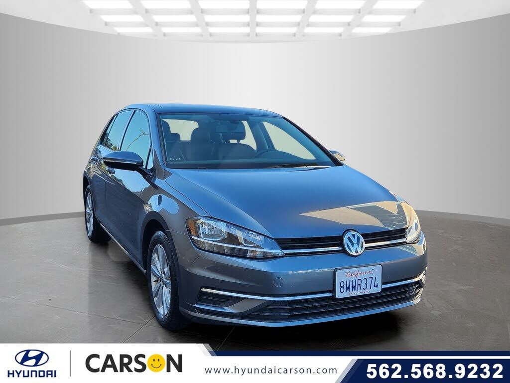 2021 VOLKSWAGEN Golf