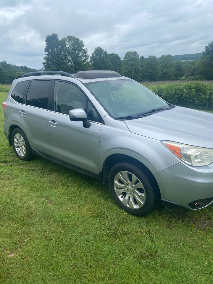 2014 SUBARU Forester