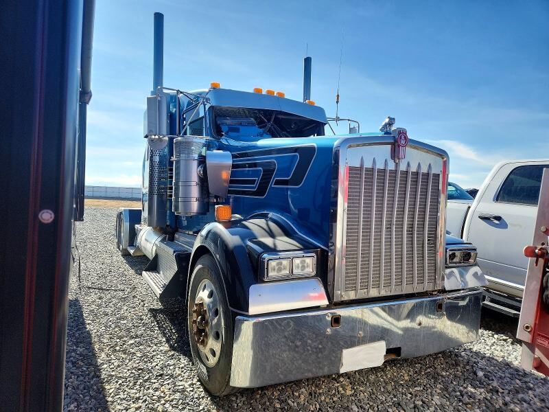 2013 KENWORTH W9 Series