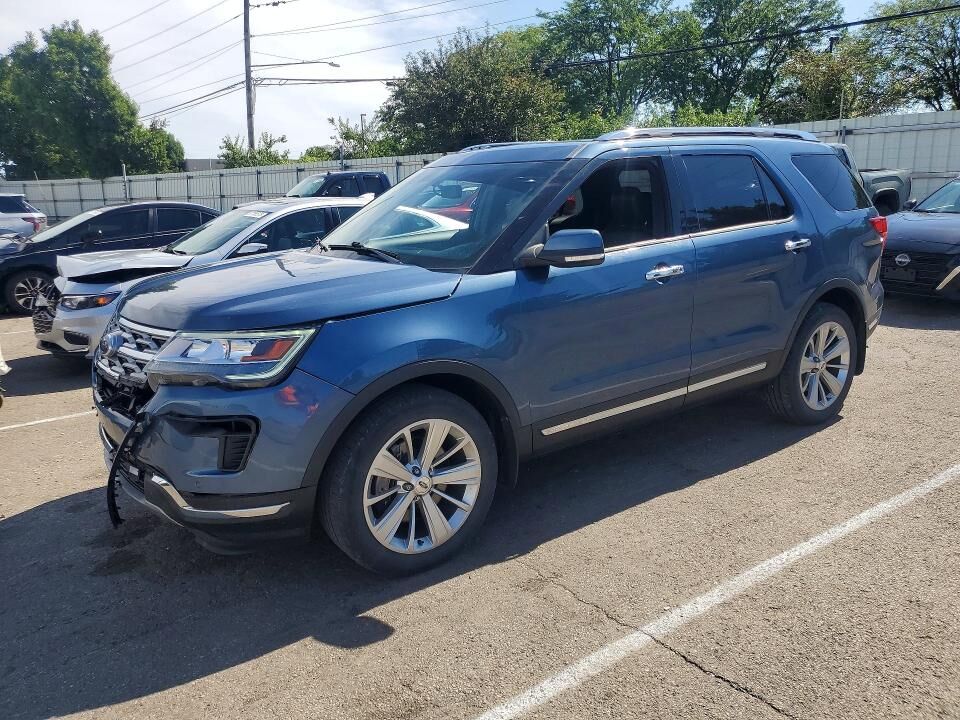 2018 FORD Explorer