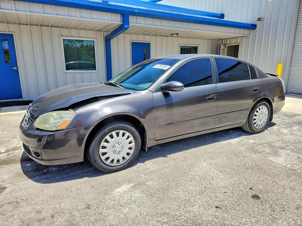 2005 NISSAN Altima
