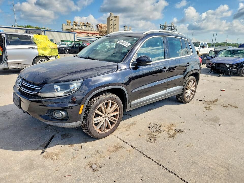 2014 VOLKSWAGEN Tiguan