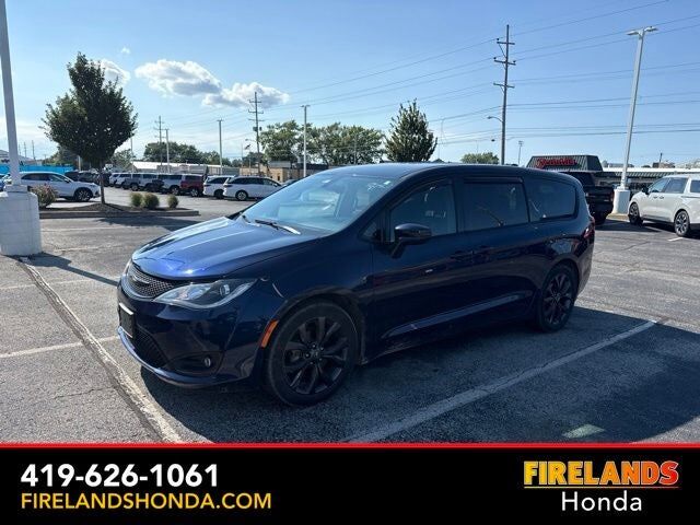 2019 CHRYSLER Pacifica