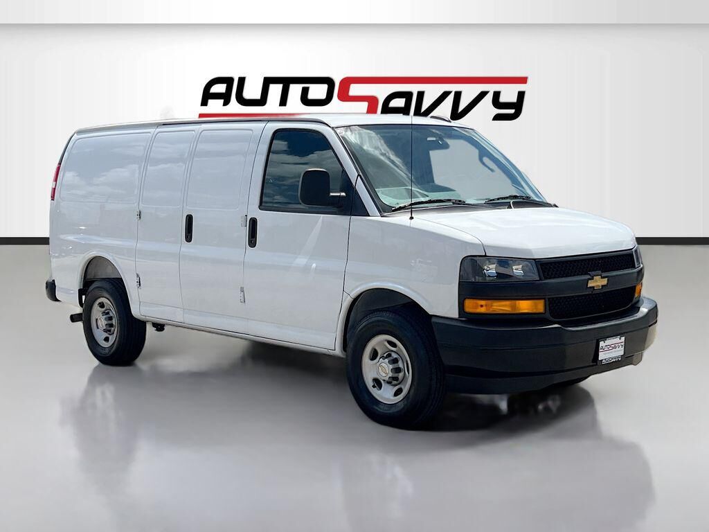 2025 CHEVROLET Express