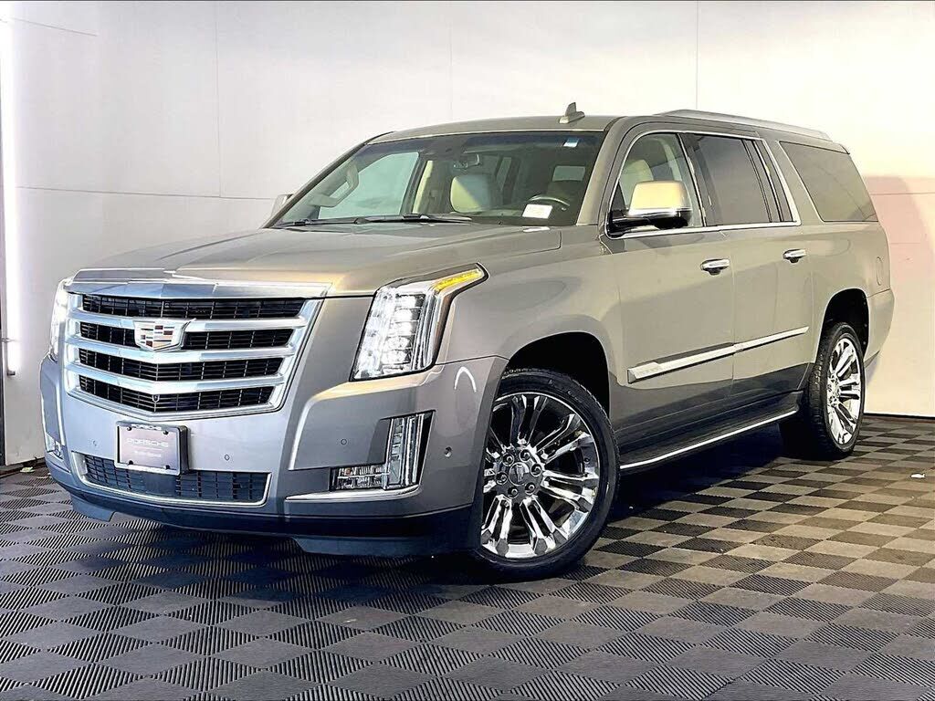 2019 CADILLAC Escalade ESV