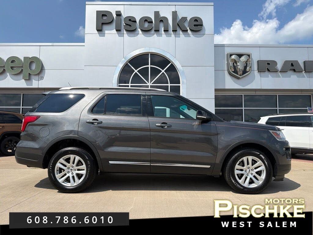 2018 FORD Explorer