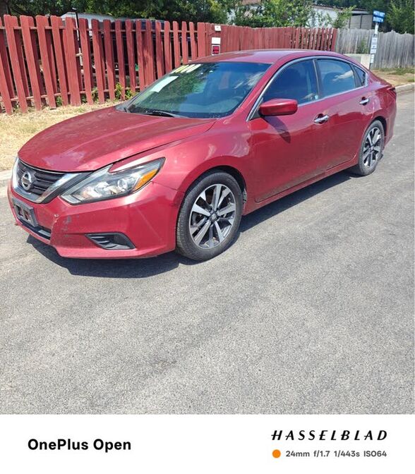 2017 NISSAN Altima