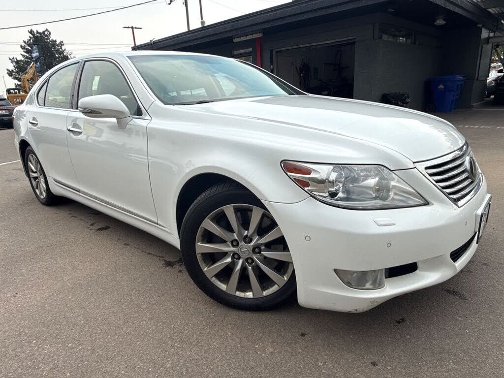2012 LEXUS LS