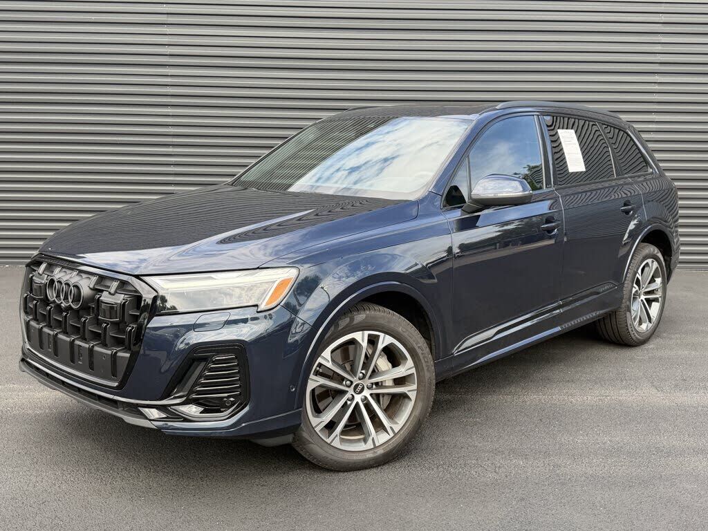 2025 AUDI Q7