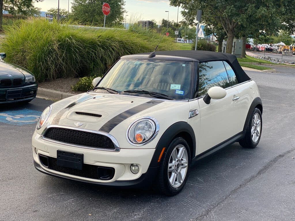 2013 MINI Cooper Convertible